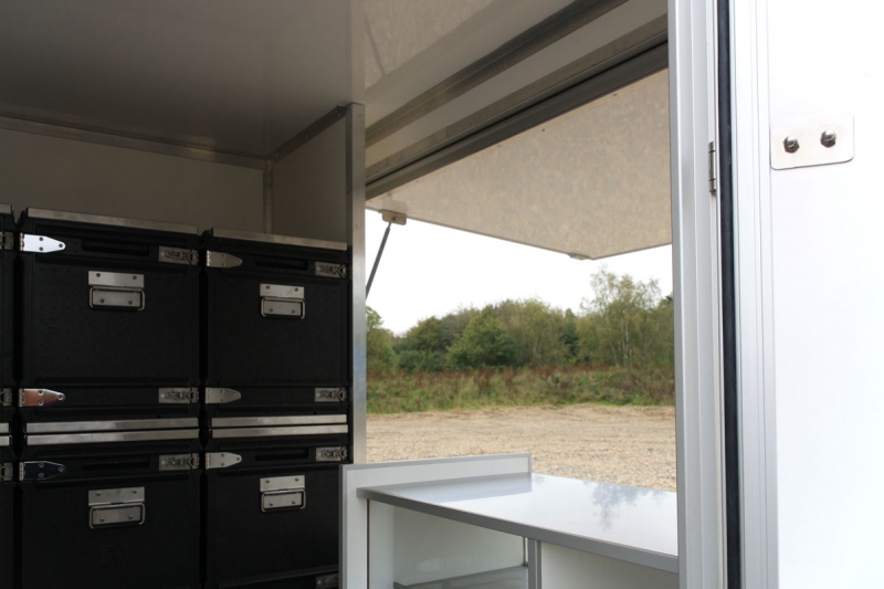 Mini-camion de livraison 