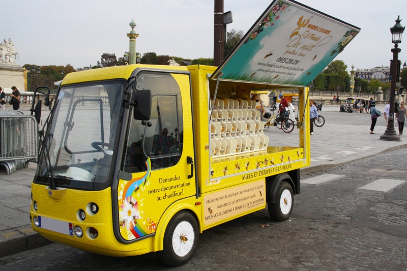Mini-camion vente de miel